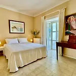 Charming For Nature Lovers In Theotoky Estate Vineyard And Olive Mill Willa Giannádes